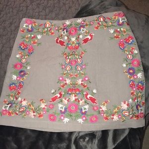 Embroidered skirt
